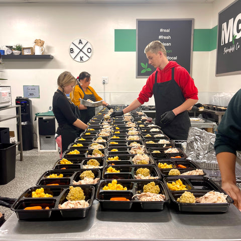 Feed The Neighbors- Thanksgiving Meal Donations