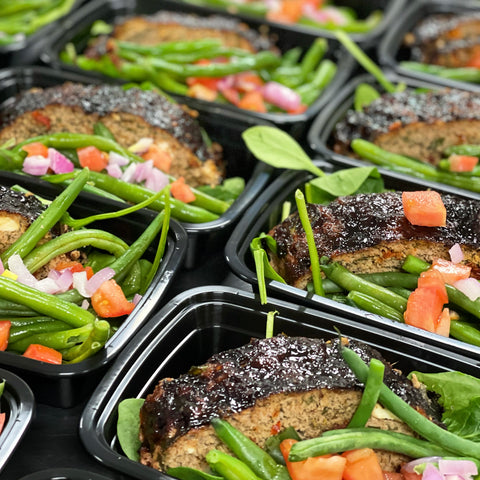 BACK! Sun Dried Tomato and Balsamic Turkey Meatloaf with Green Beans and Feta
